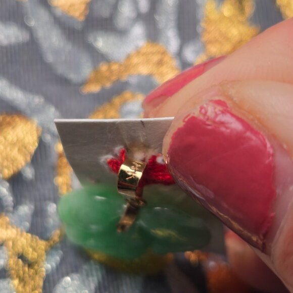 Exquisite Jade Rabbit Pendant with 18K Gold โ Perfect for Any Occasion - Picture 7 of 7